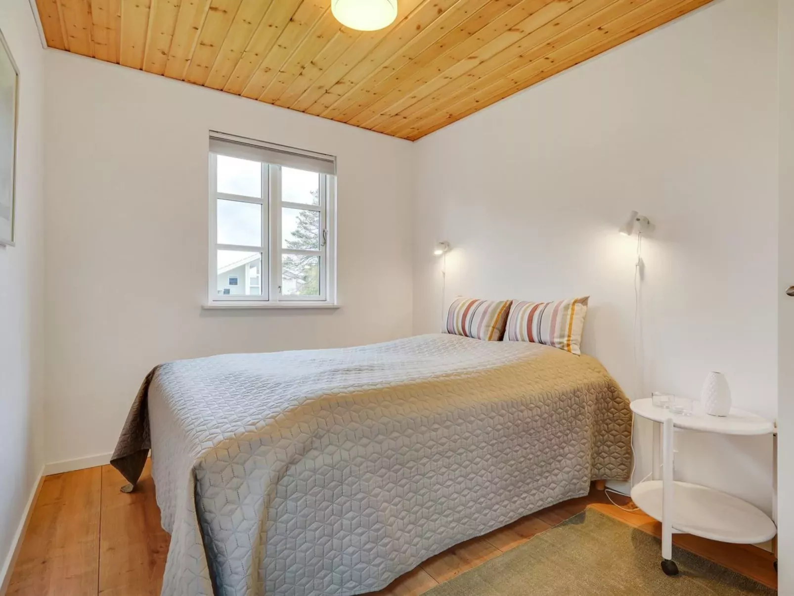 "Sölvy" - 300m from the sea-Drinnen