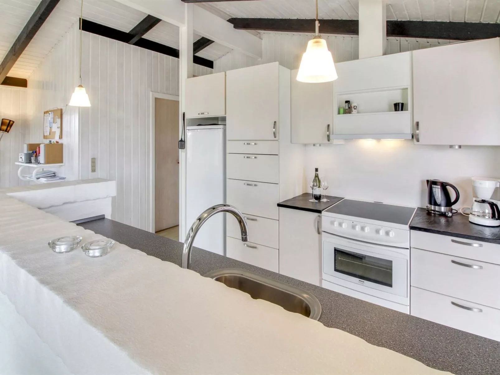"Kalf" - 400m from the sea-Inside