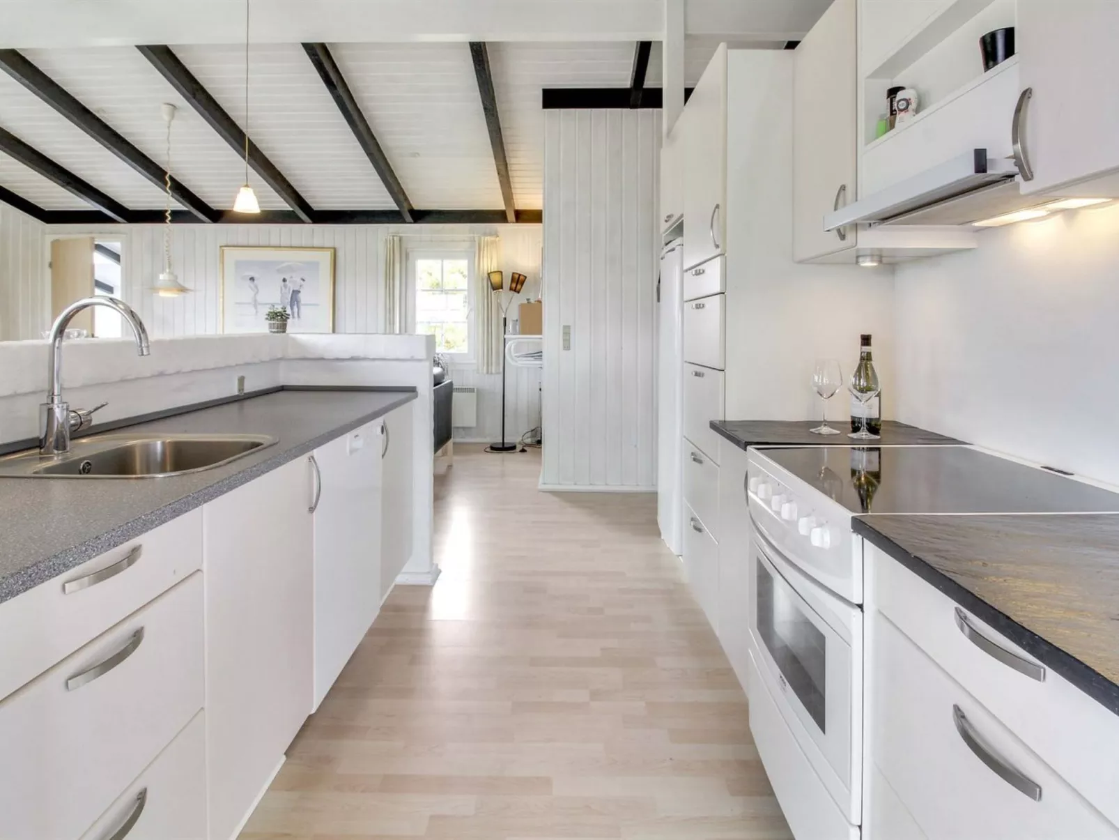 "Kalf" - 400m from the sea-Inside