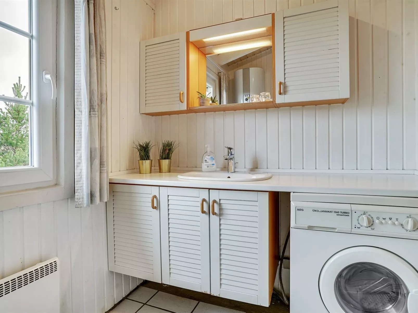 "Kalf" - 400m from the sea-Inside
