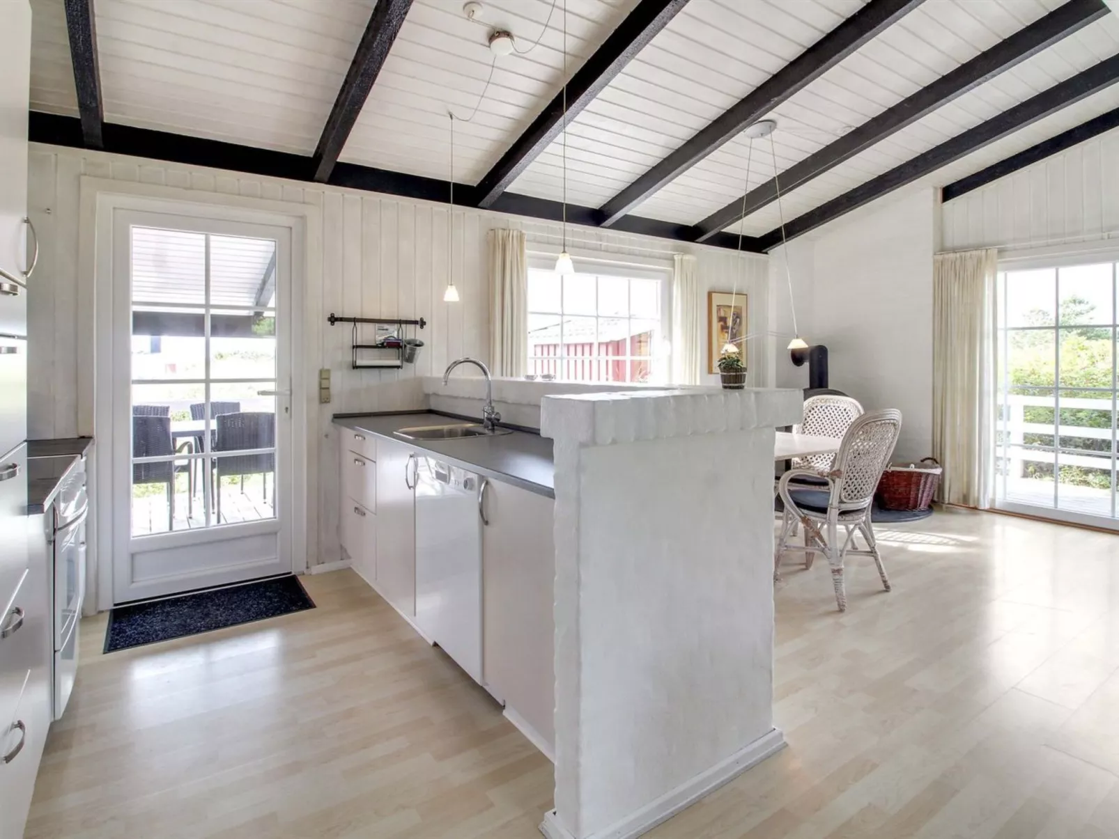 "Kalf" - 400m from the sea-Inside