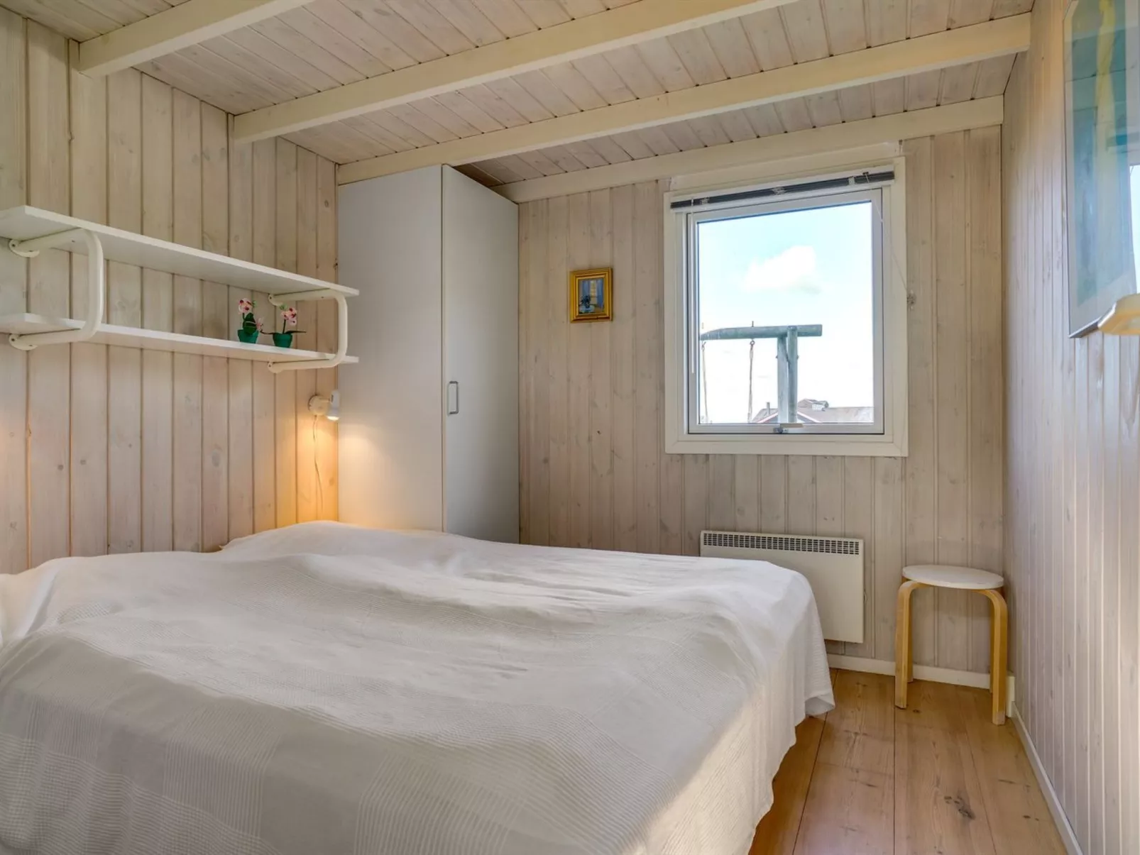 "Anne" - 100m from the sea-Inside