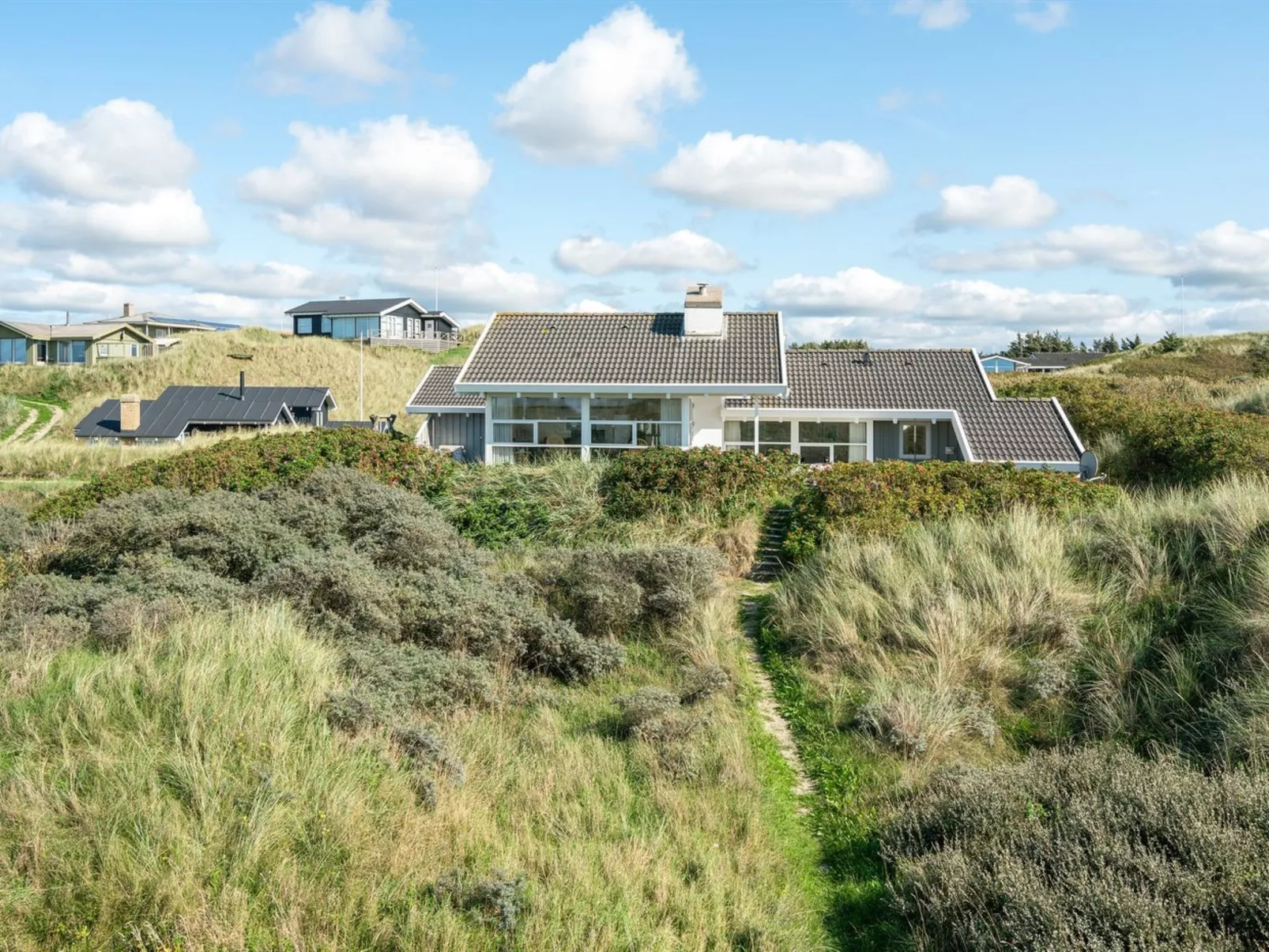 "Anne" - 100m from the sea-Outside