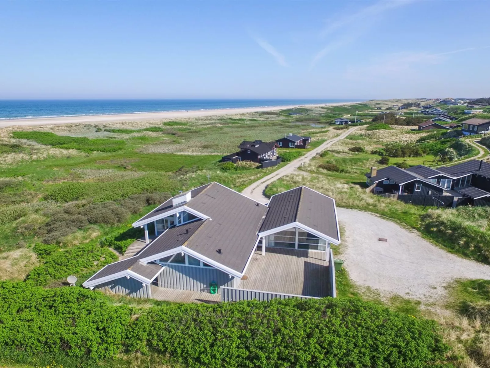 "Anne" - 100m from the sea-Outside