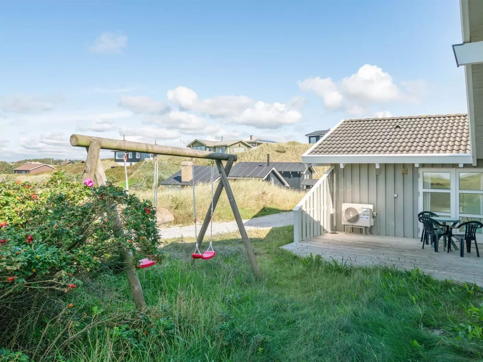 "Anne" - 100m from the sea-Outside
