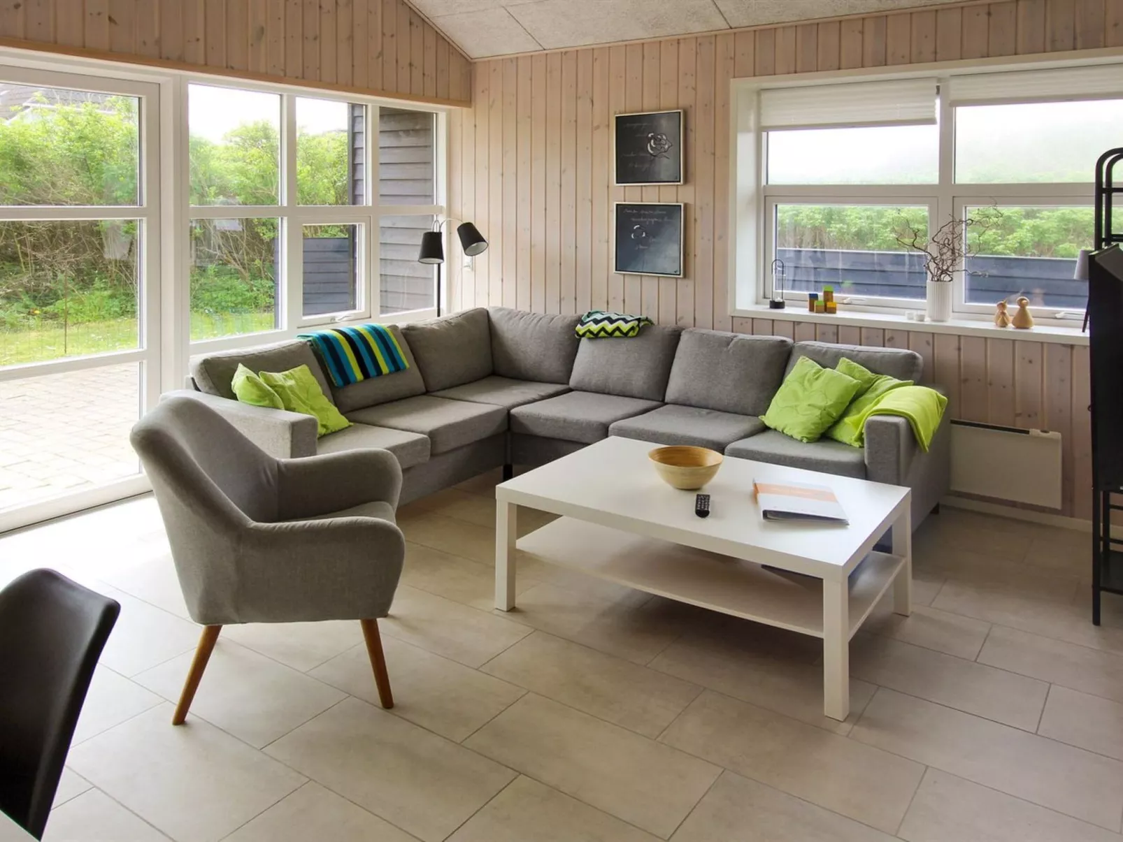 "Alfuin" - 500m from the sea-Inside