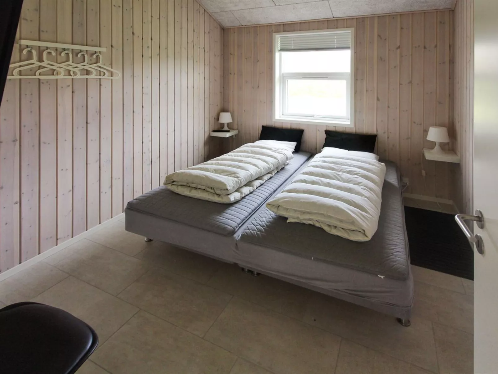 "Alfuin" - 500m from the sea-Inside