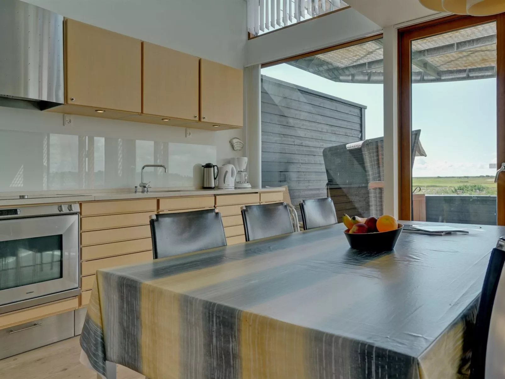 "Merisa" - 2.5km from the sea-Inside