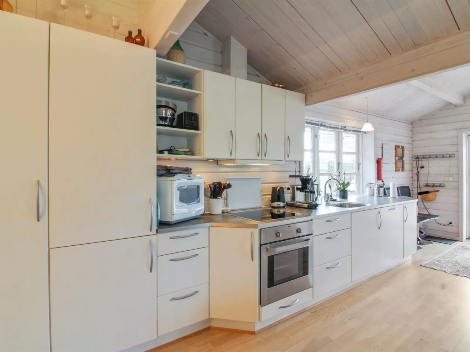"Mathy" - 900m from the sea-Inside