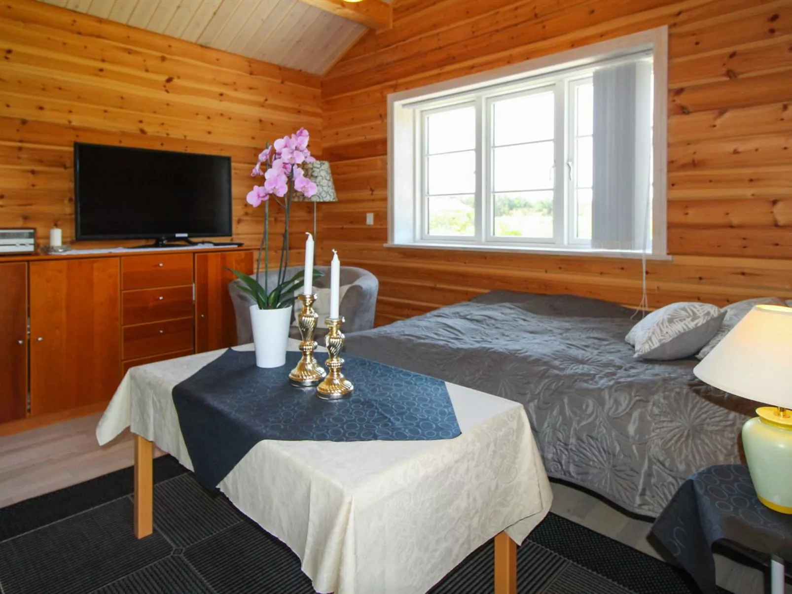 "Mathy" - 900m from the sea-Inside