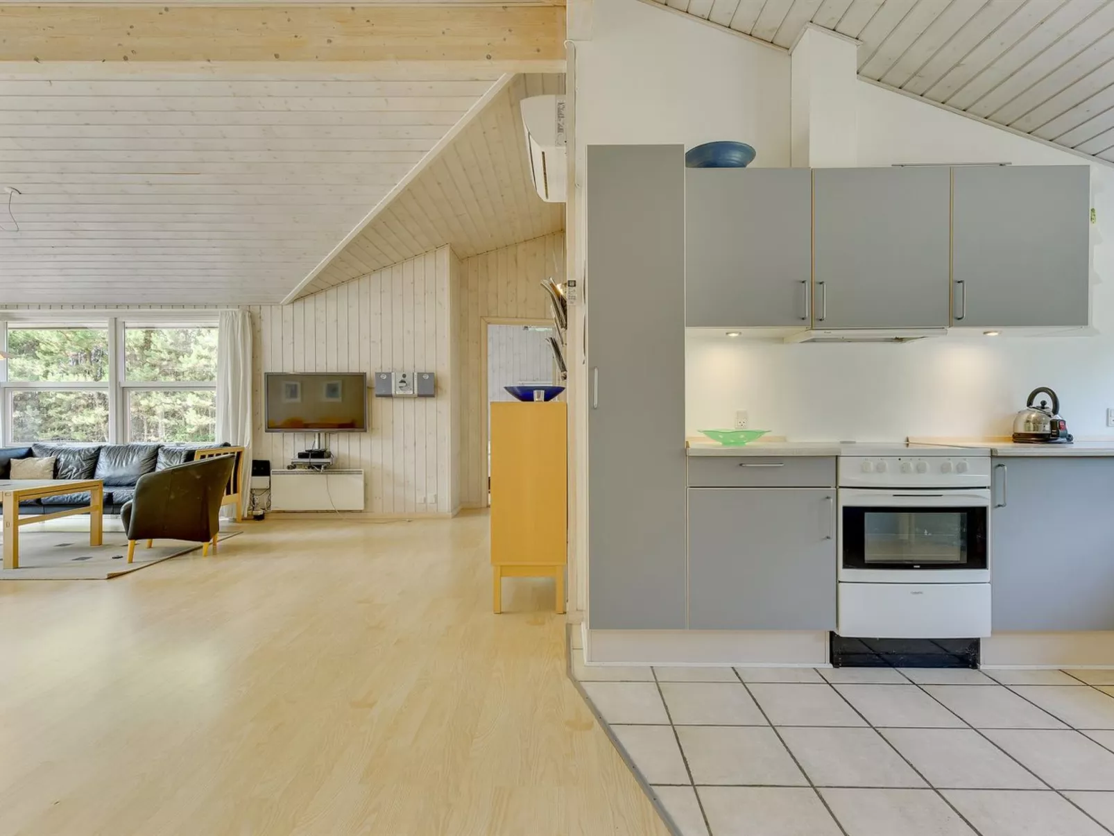 "Guthmund" - 1km from the sea-Inside
