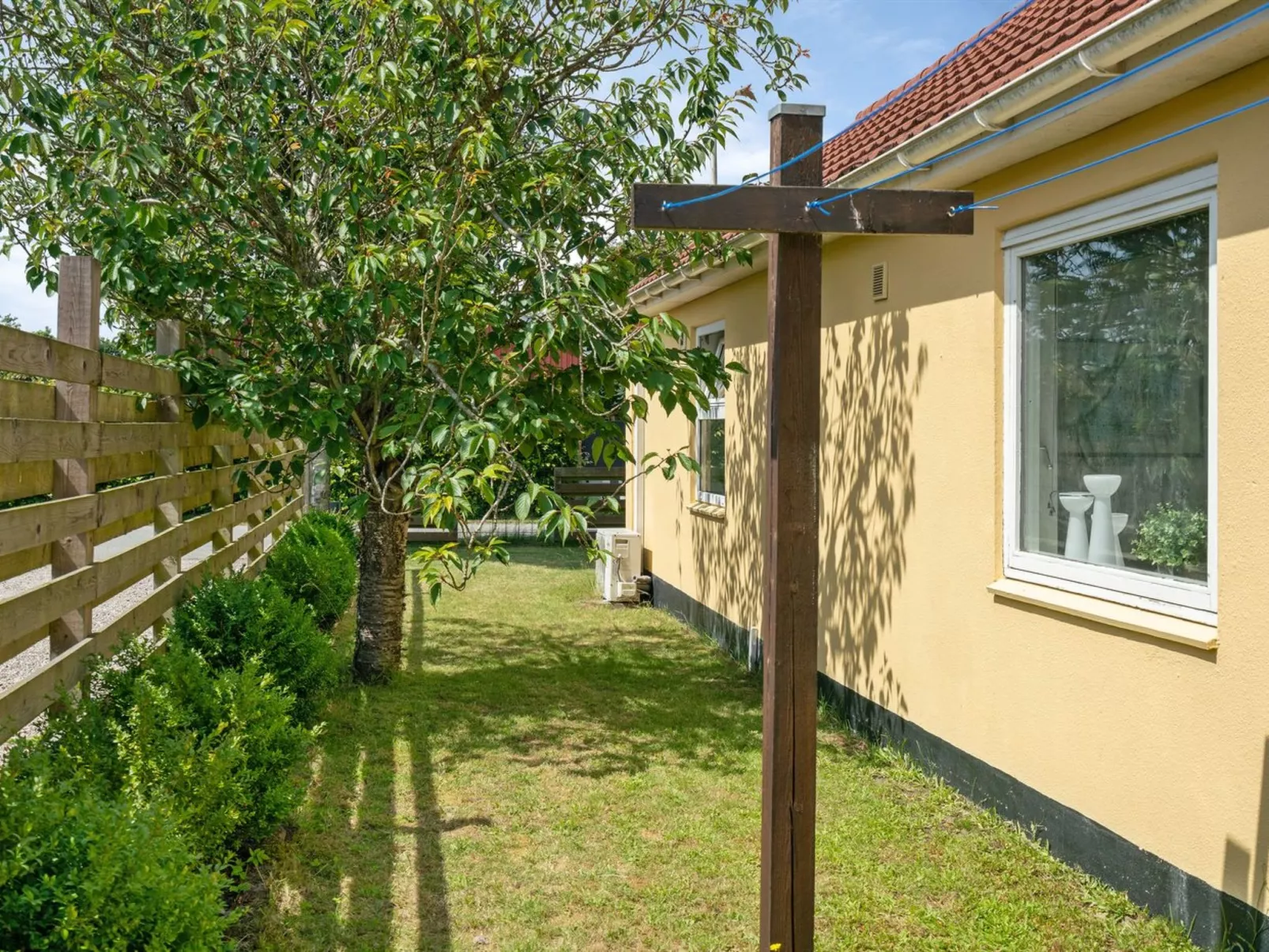 "Øthi"-Outside