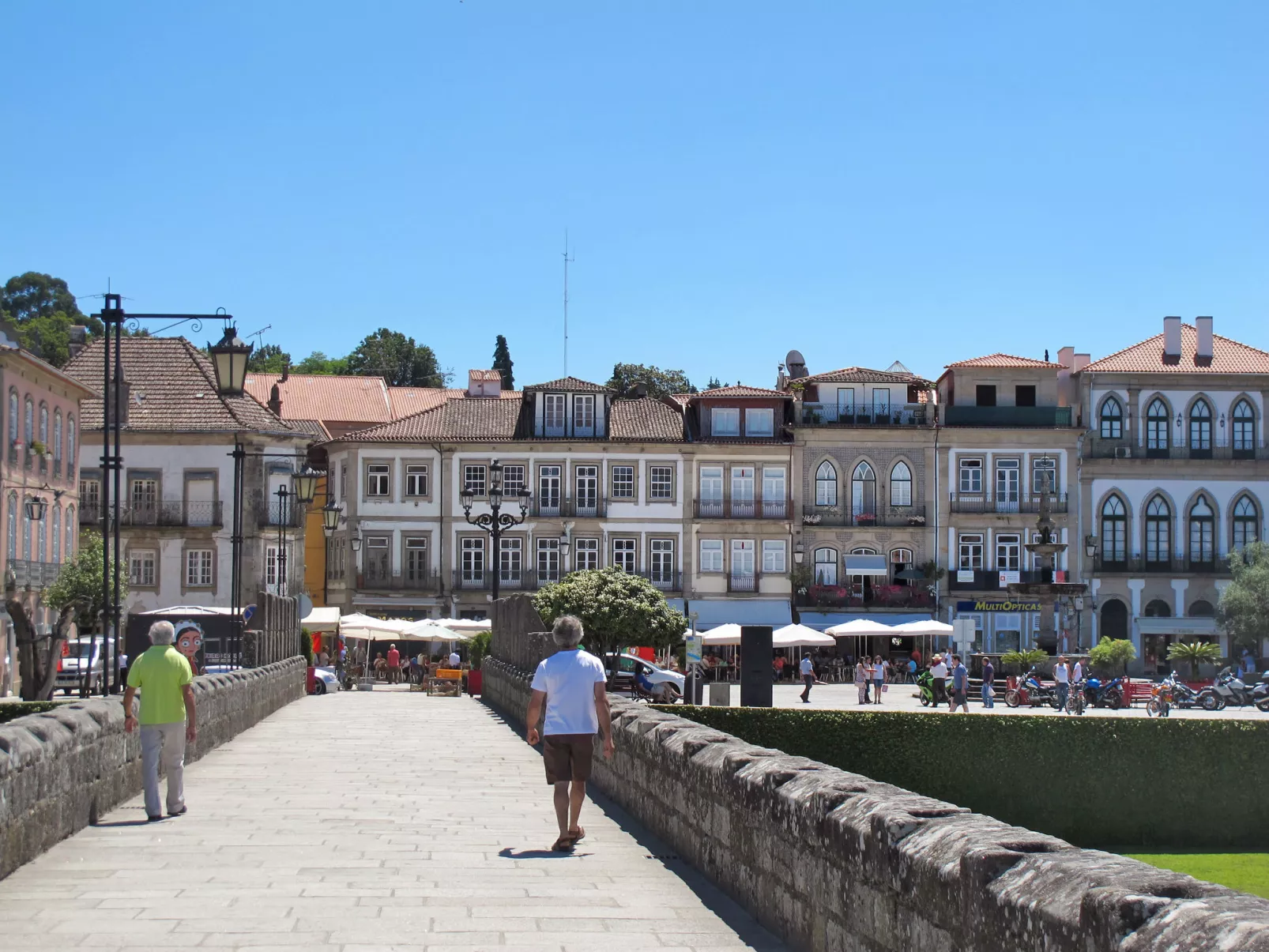 De Ferreira-Area
