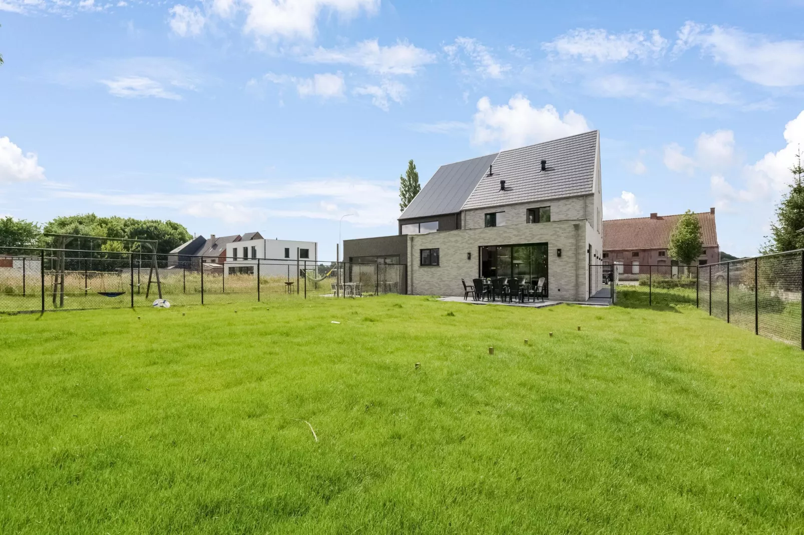 De Paterberg-Exterior summer