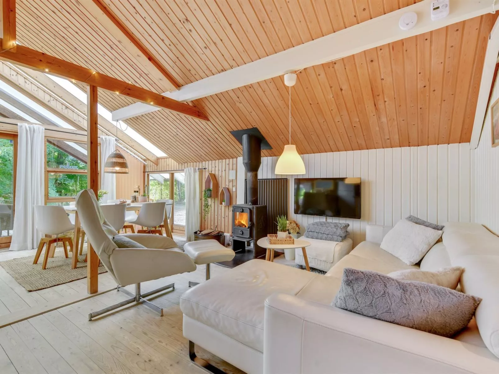 "Swenki" - 29km from the sea-Inside