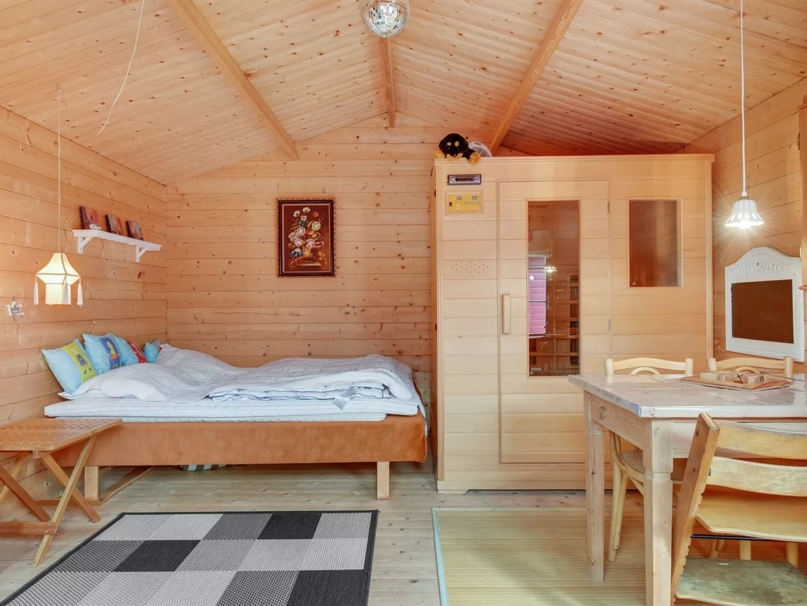 "Rasmus" - 29km from the sea-Inside