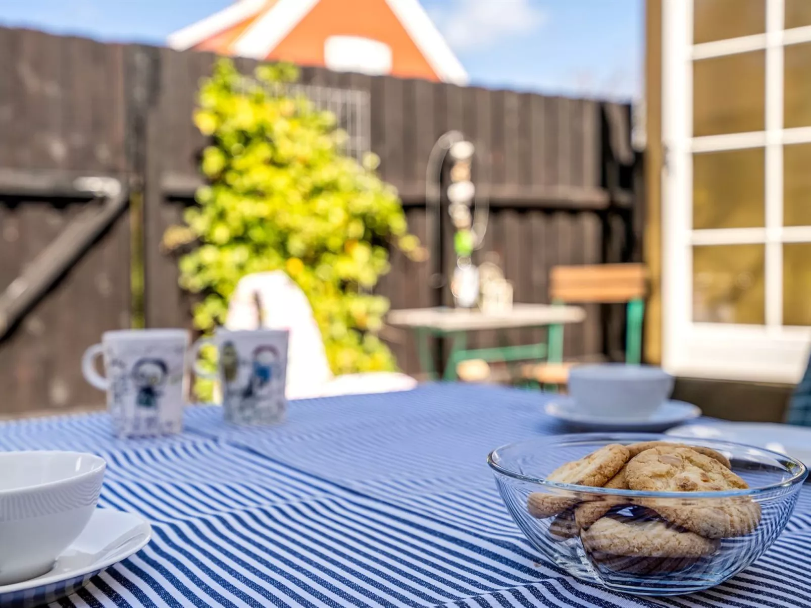 "Fria" - 500m from the sea-Draußen