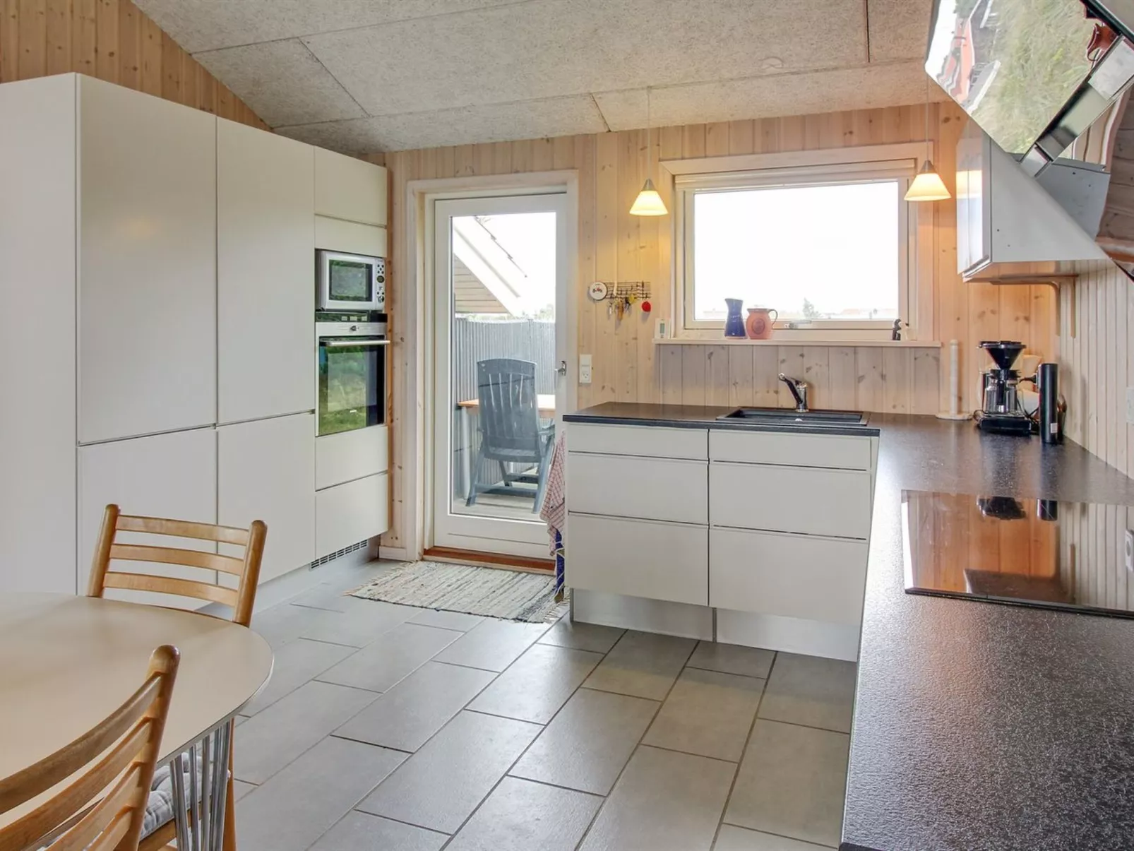 "Griselda" - 700m from the sea-Inside