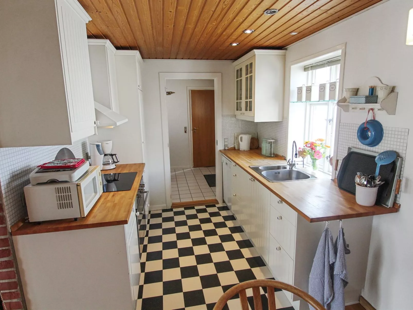 "Amra" - 200m from the sea-Inside