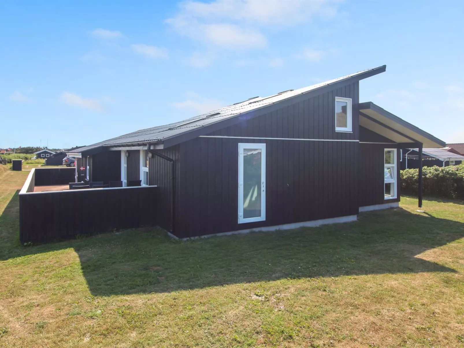 "Hroswitha" - 100m from the sea-Outside