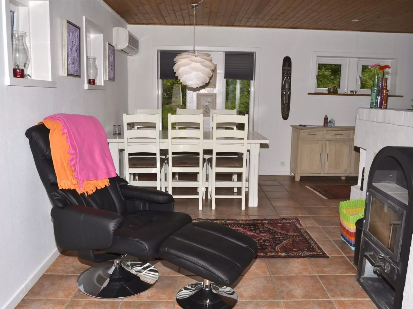 "Josina" - 32km from the sea-Inside