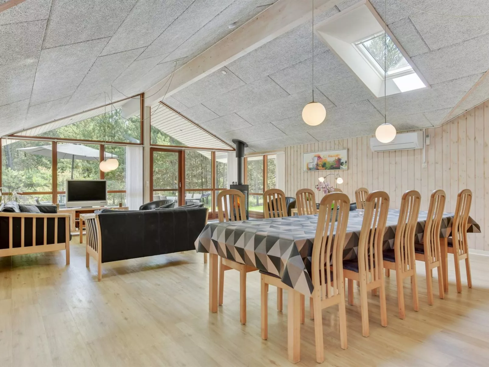 "Jonas" - 2.4km from the sea-Drinnen