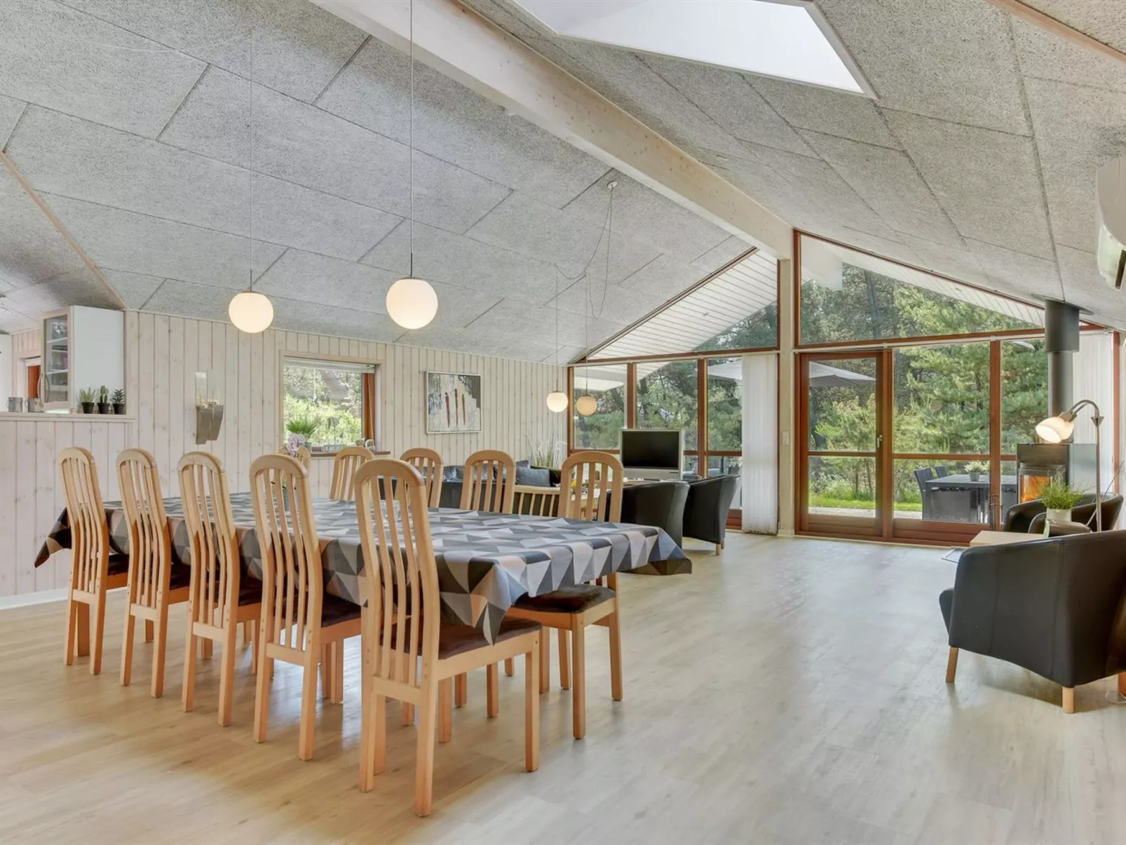 "Jonas" - 2.4km from the sea-Drinnen