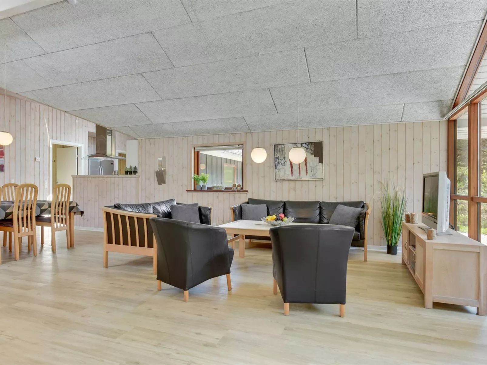 "Jonas" - 2.4km from the sea-Drinnen