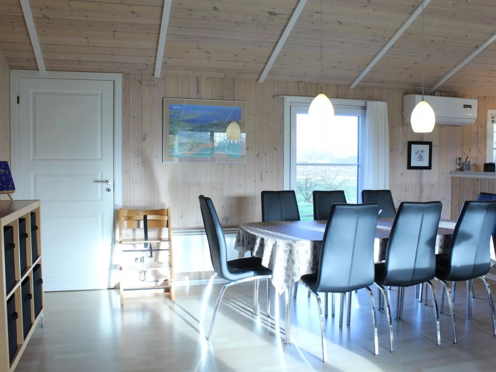 "Tinka" - 1.2km to the inlet-Inside