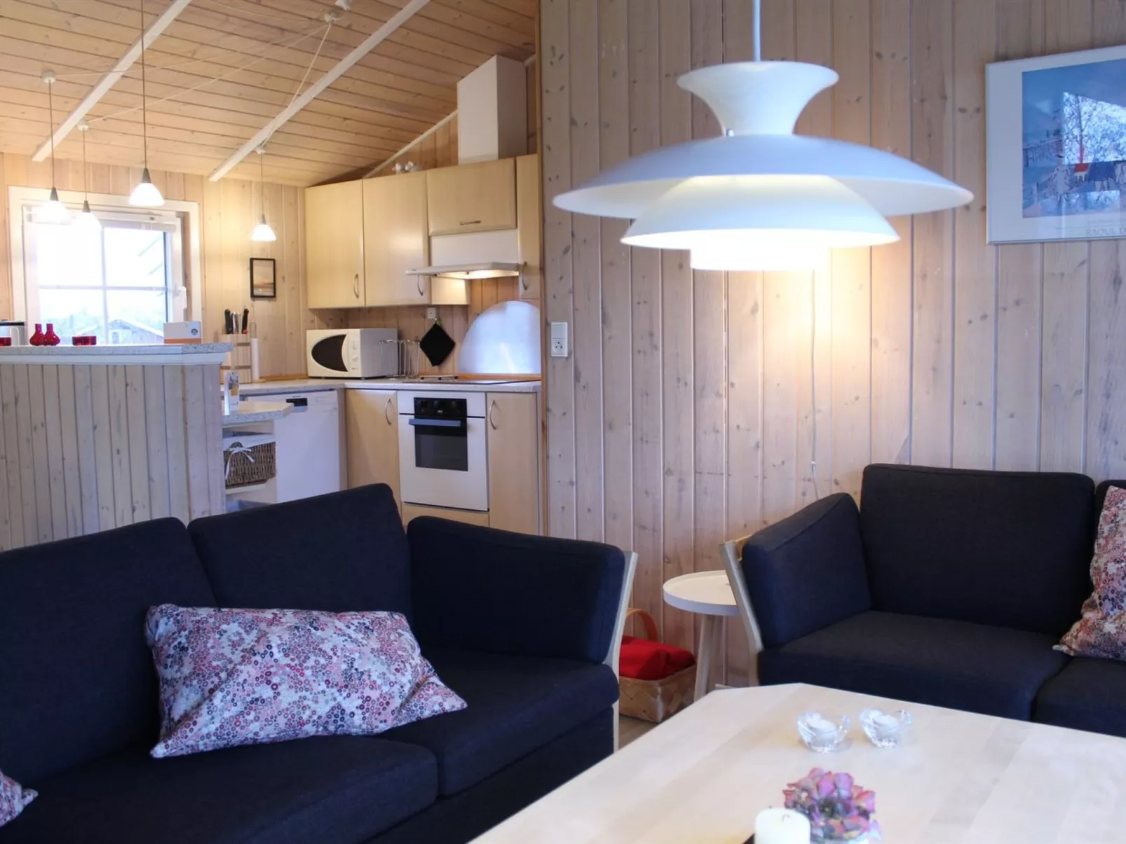 "Tinka" - 1.2km to the inlet-Inside