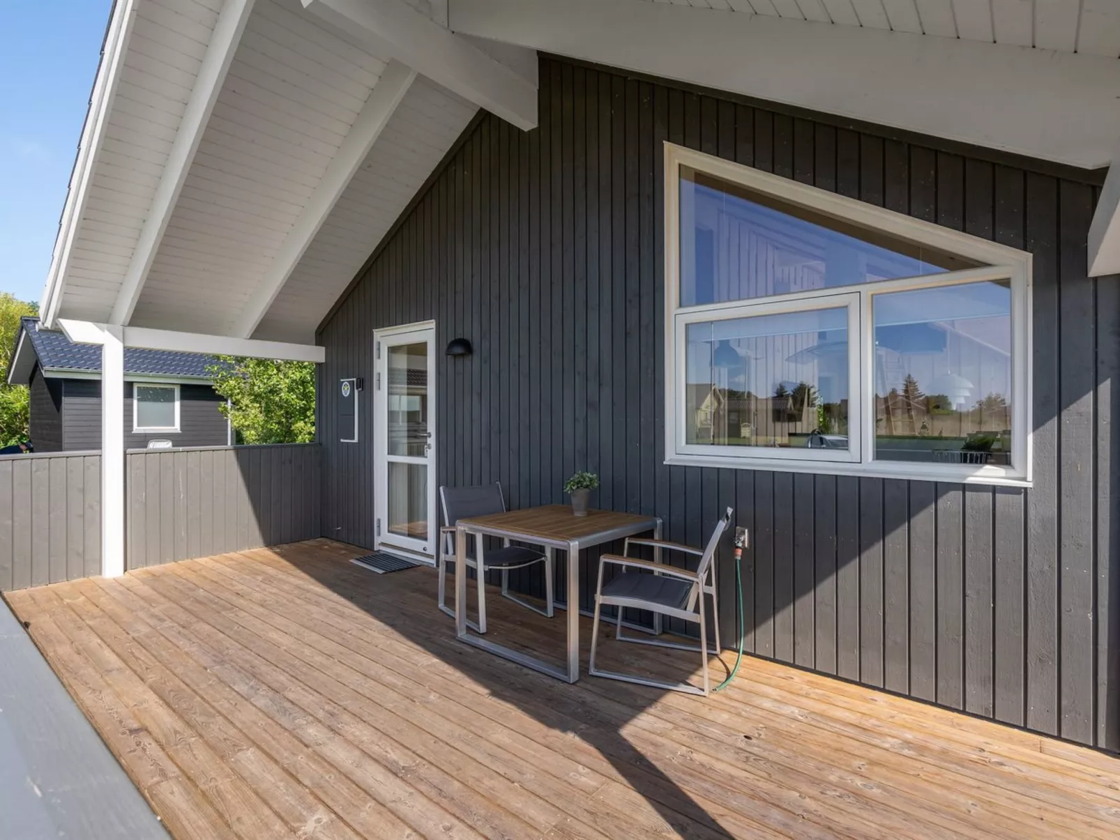 "Jonna" - 700m from the sea-Outside