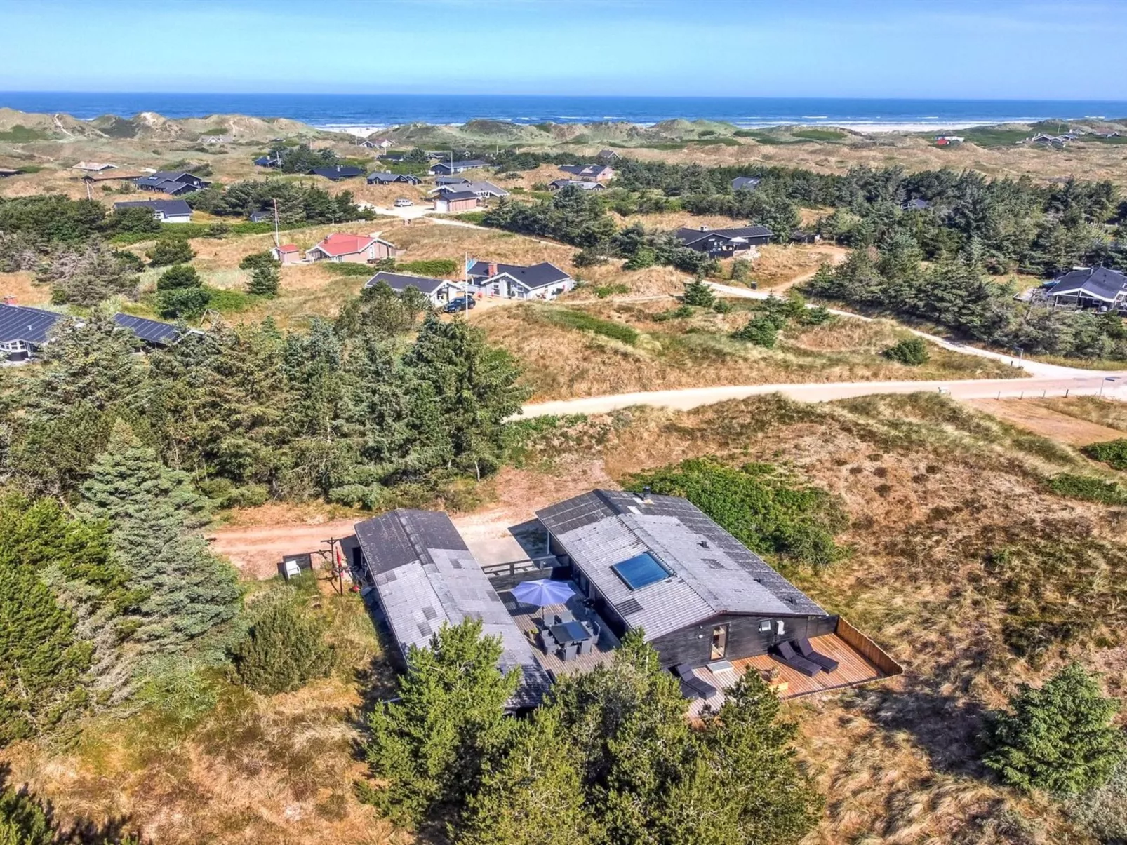 "Druscilla" - 650m from the sea-Outside