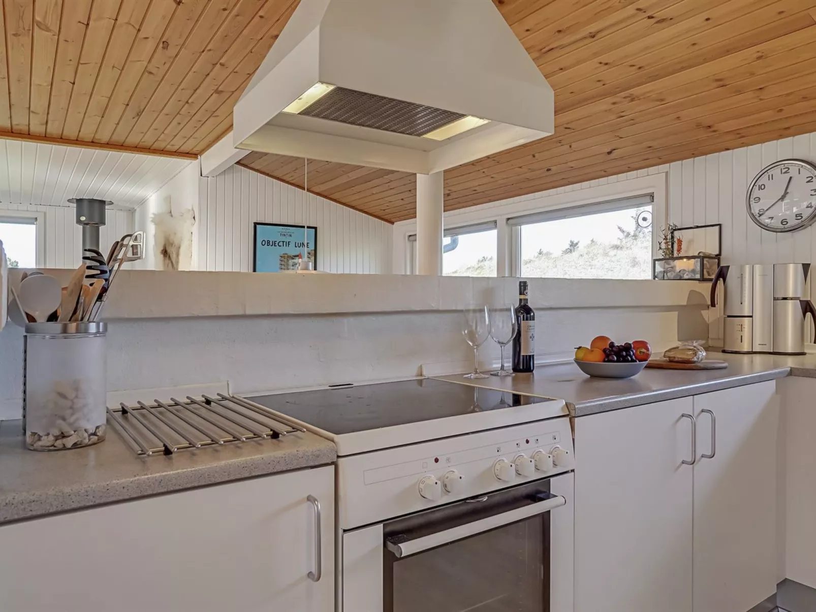 "Druscilla" - 650m from the sea-Inside