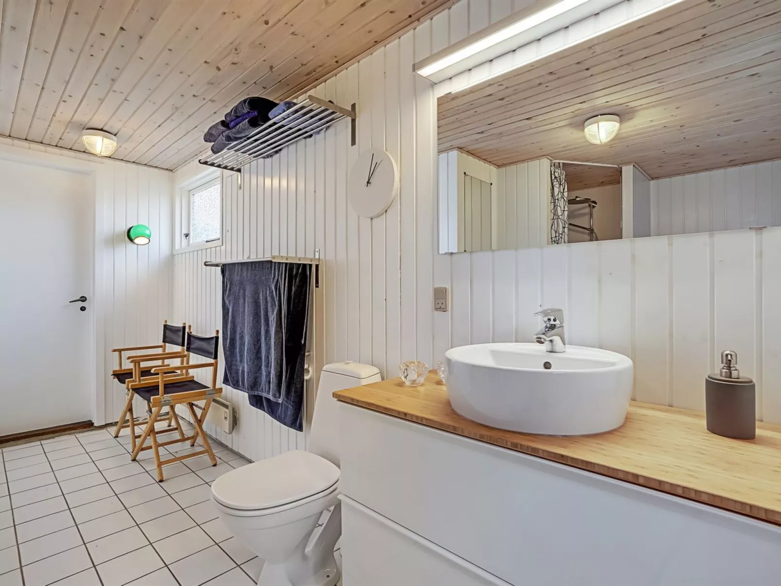 "Druscilla" - 650m from the sea-Inside