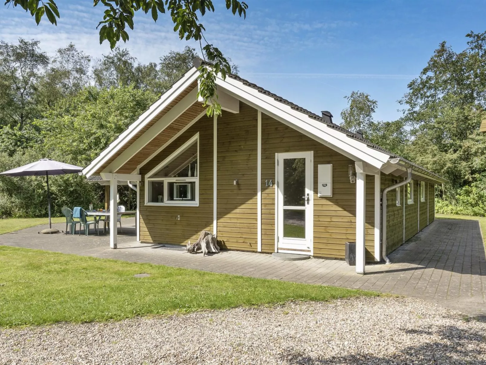 "Kaare" - 34.2km from the sea-Draußen