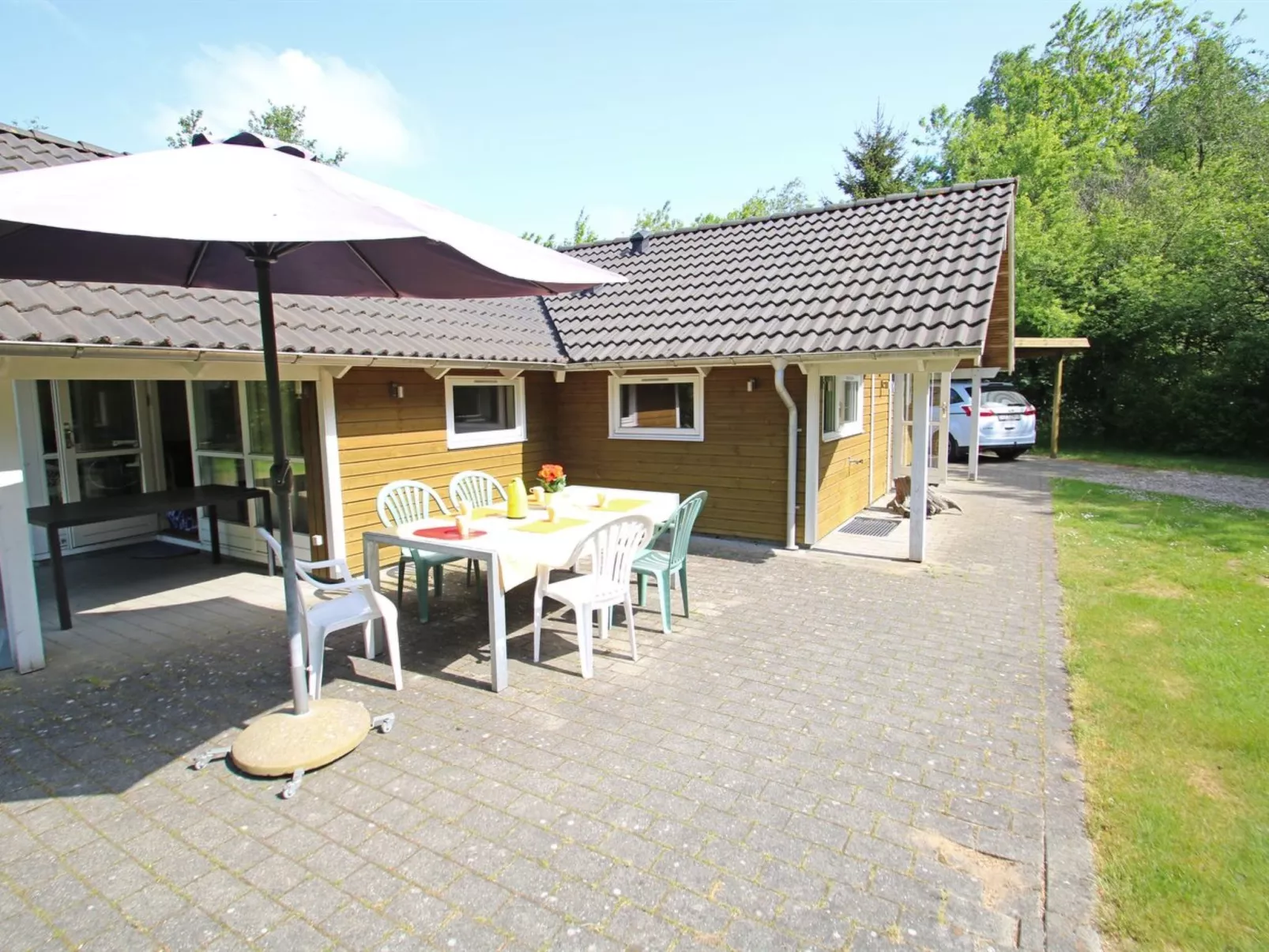 "Kaare" - 34.2km from the sea-Draußen