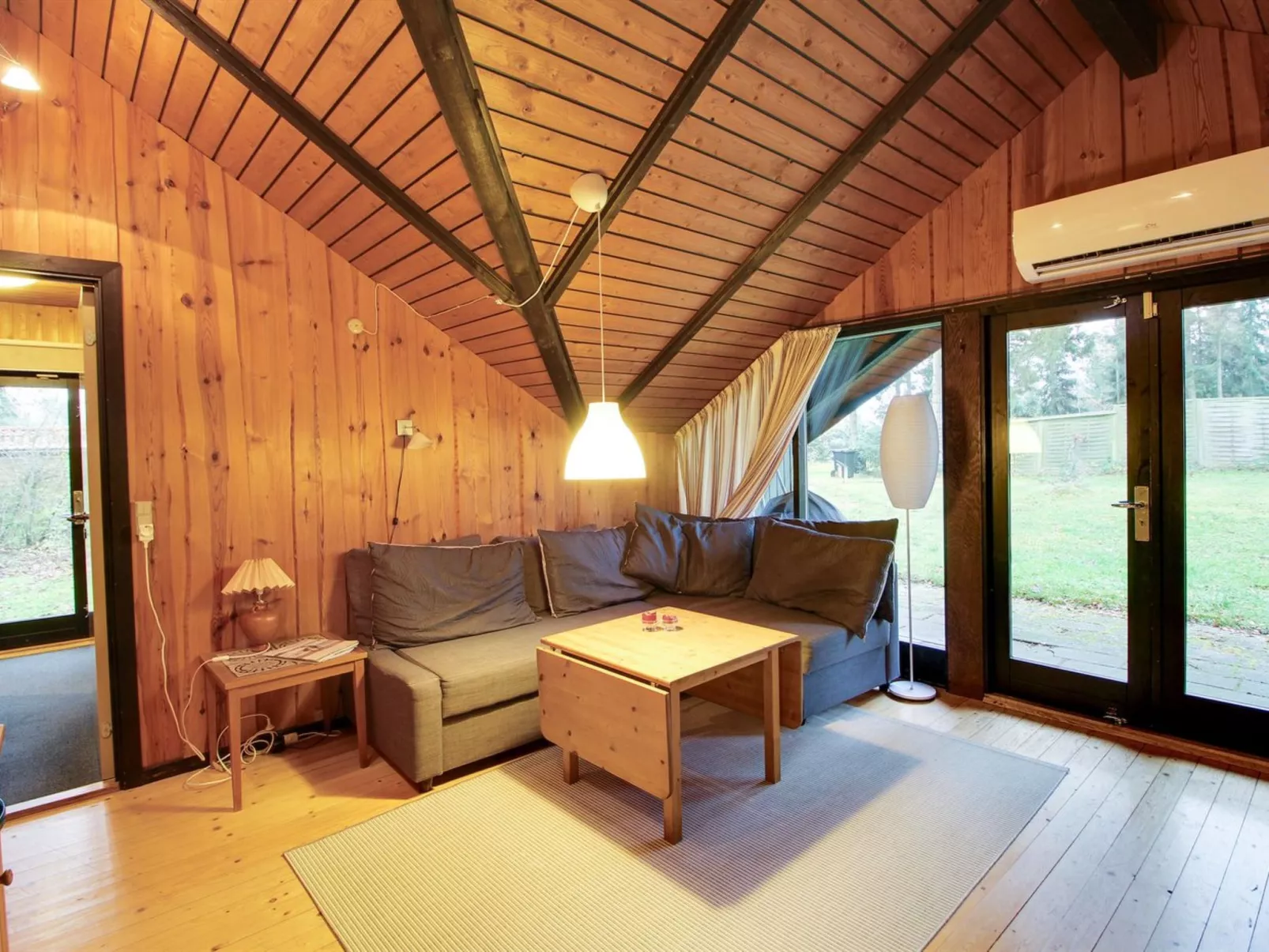 "Melba" - 8km from the sea