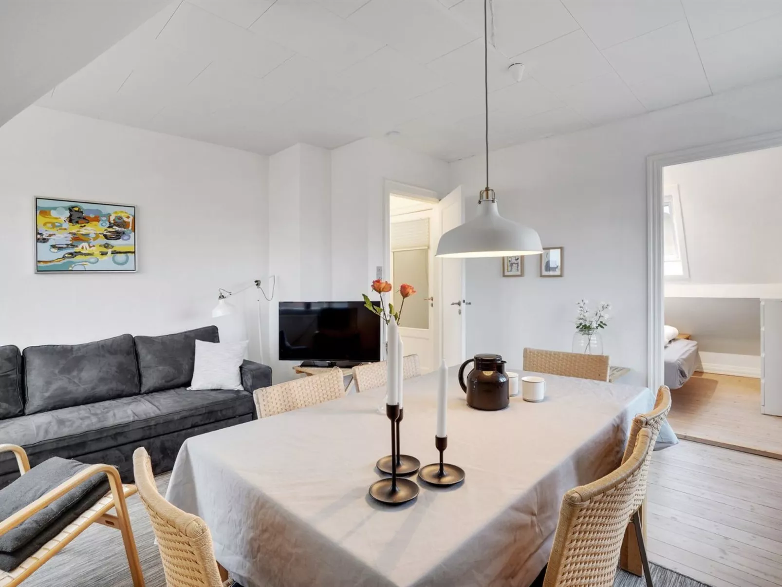"Leea" - 500m from the sea-Inside