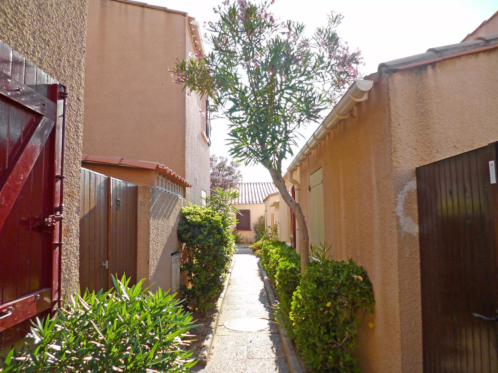 Les Leucatines 3-Outside