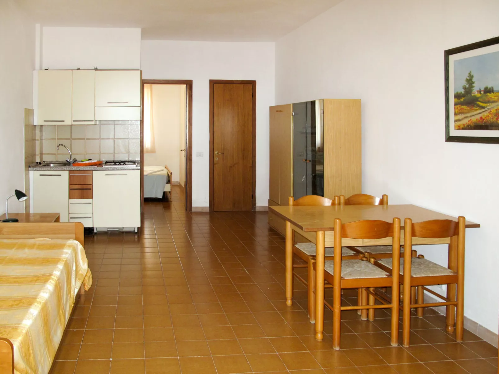 Elbamar Lacona II-Inside