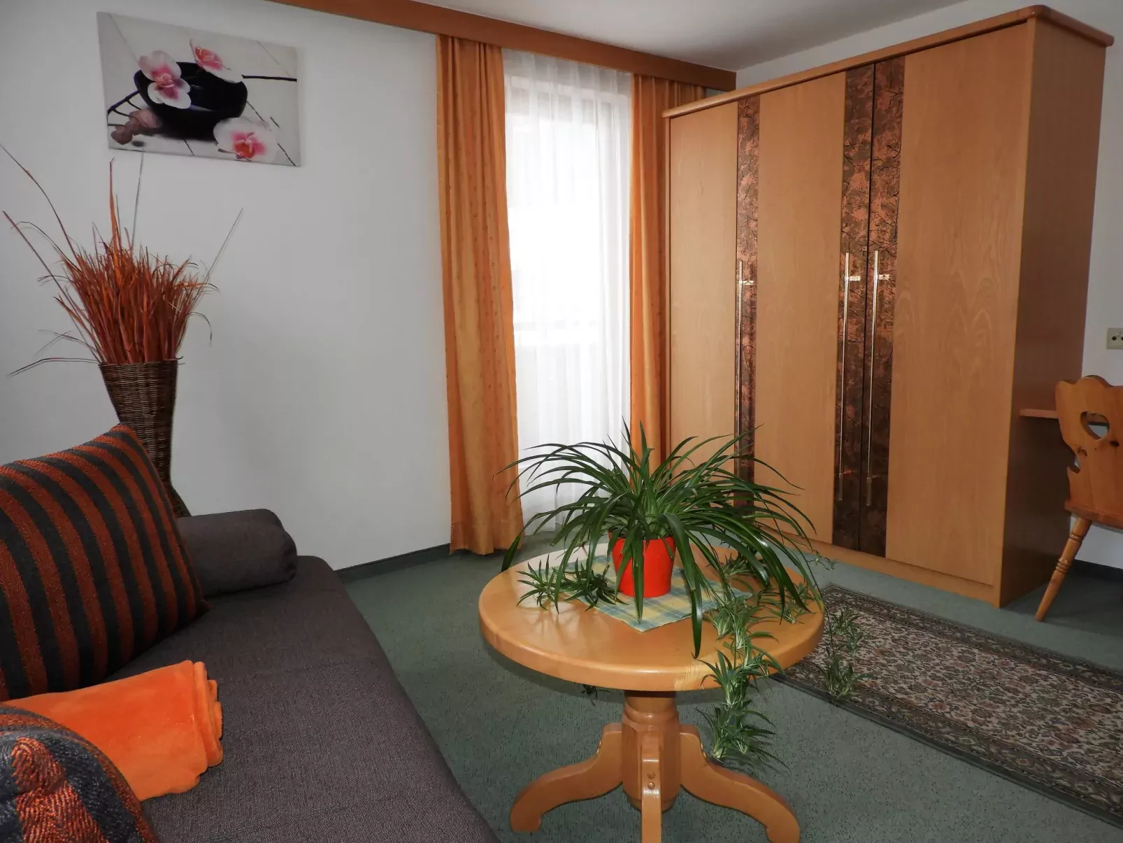 Bergfeld-Inside