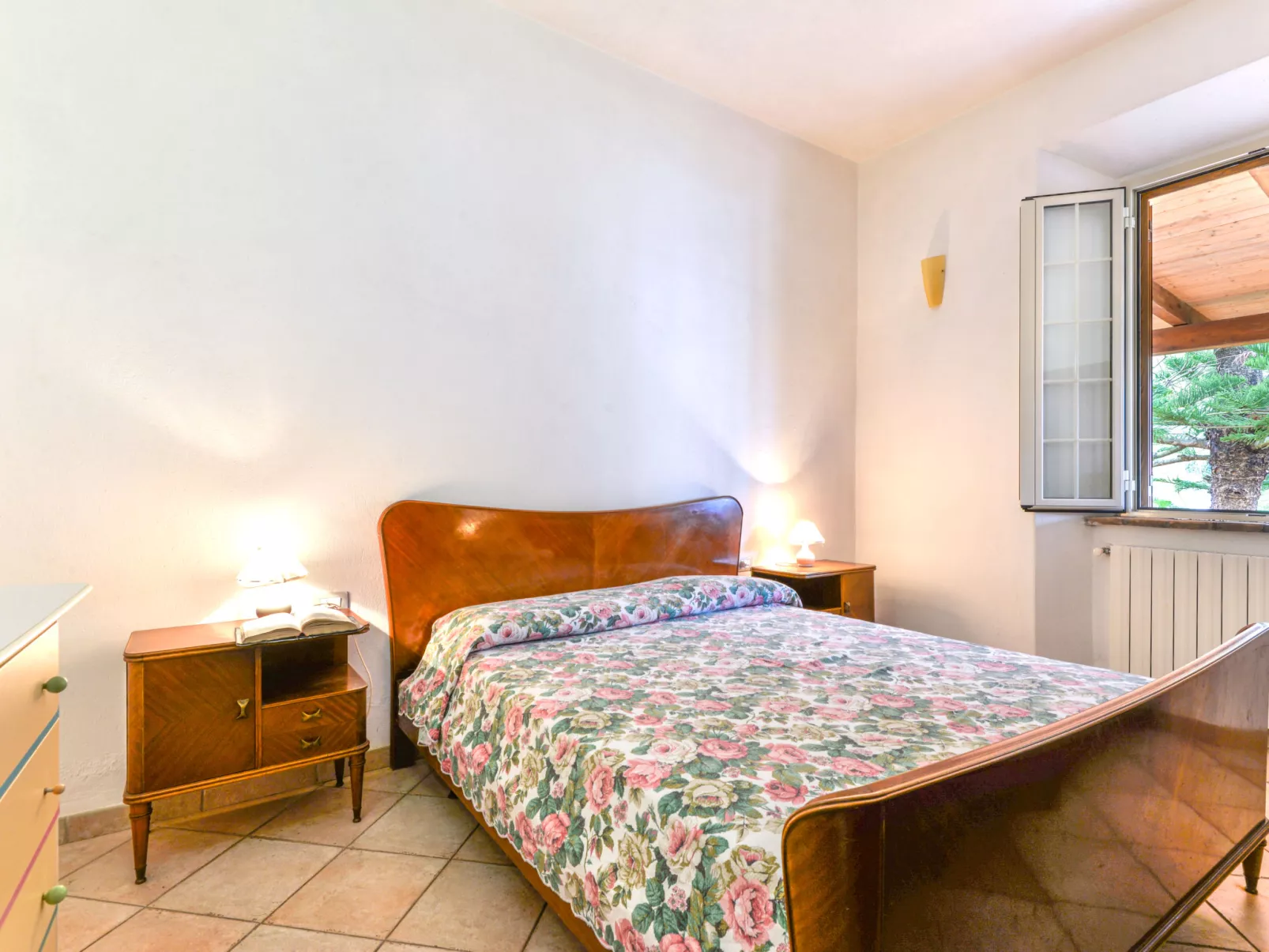 Arrighi-Inside