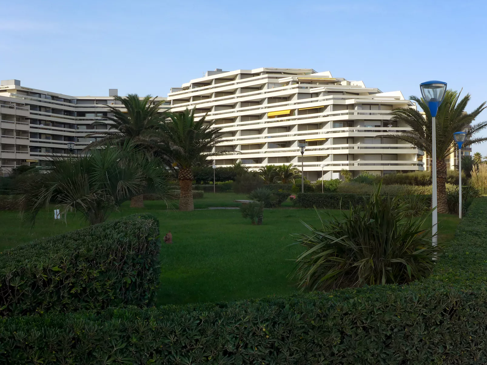 Grand Sud-Outside