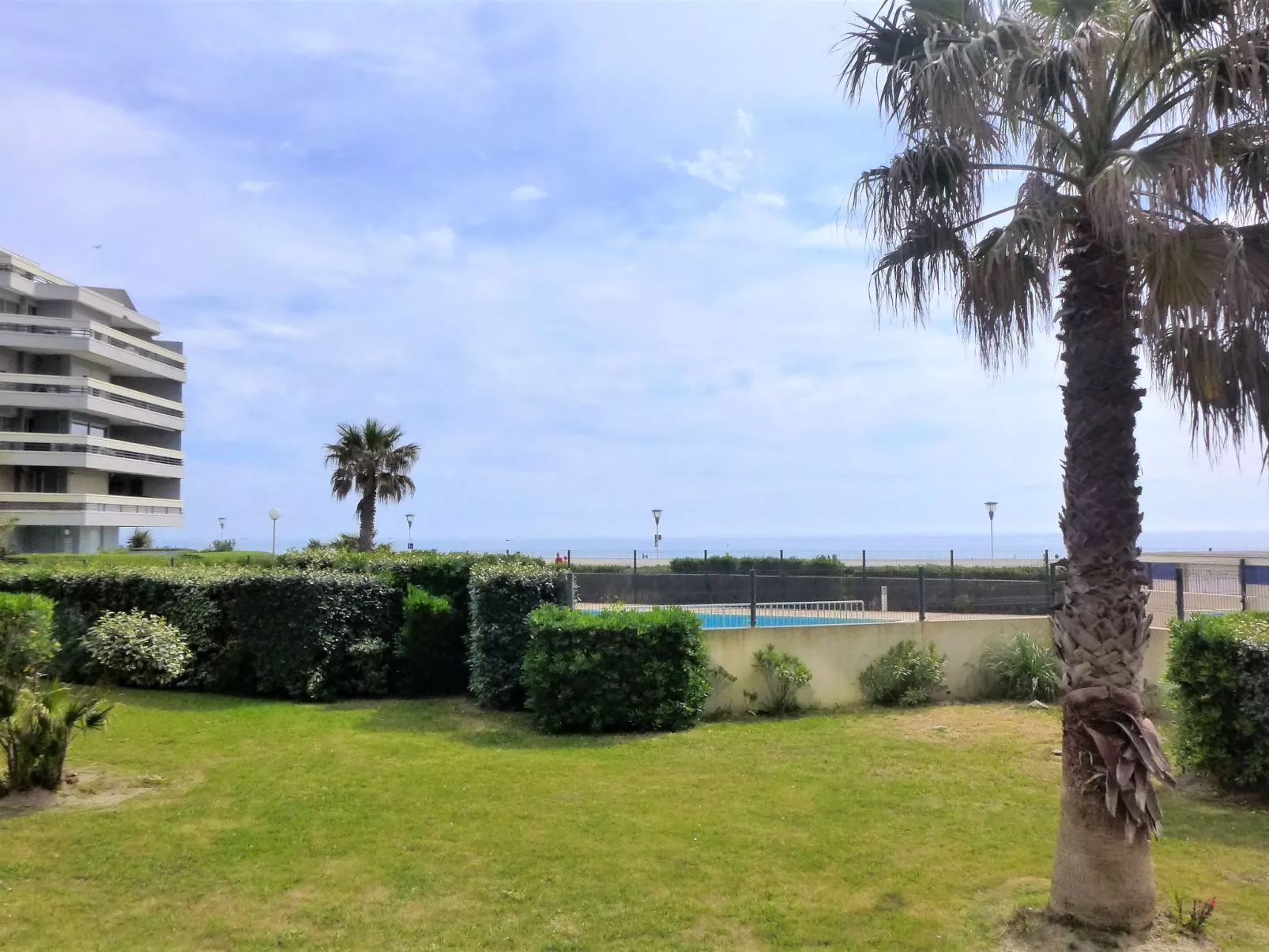 Grand Sud-Outside