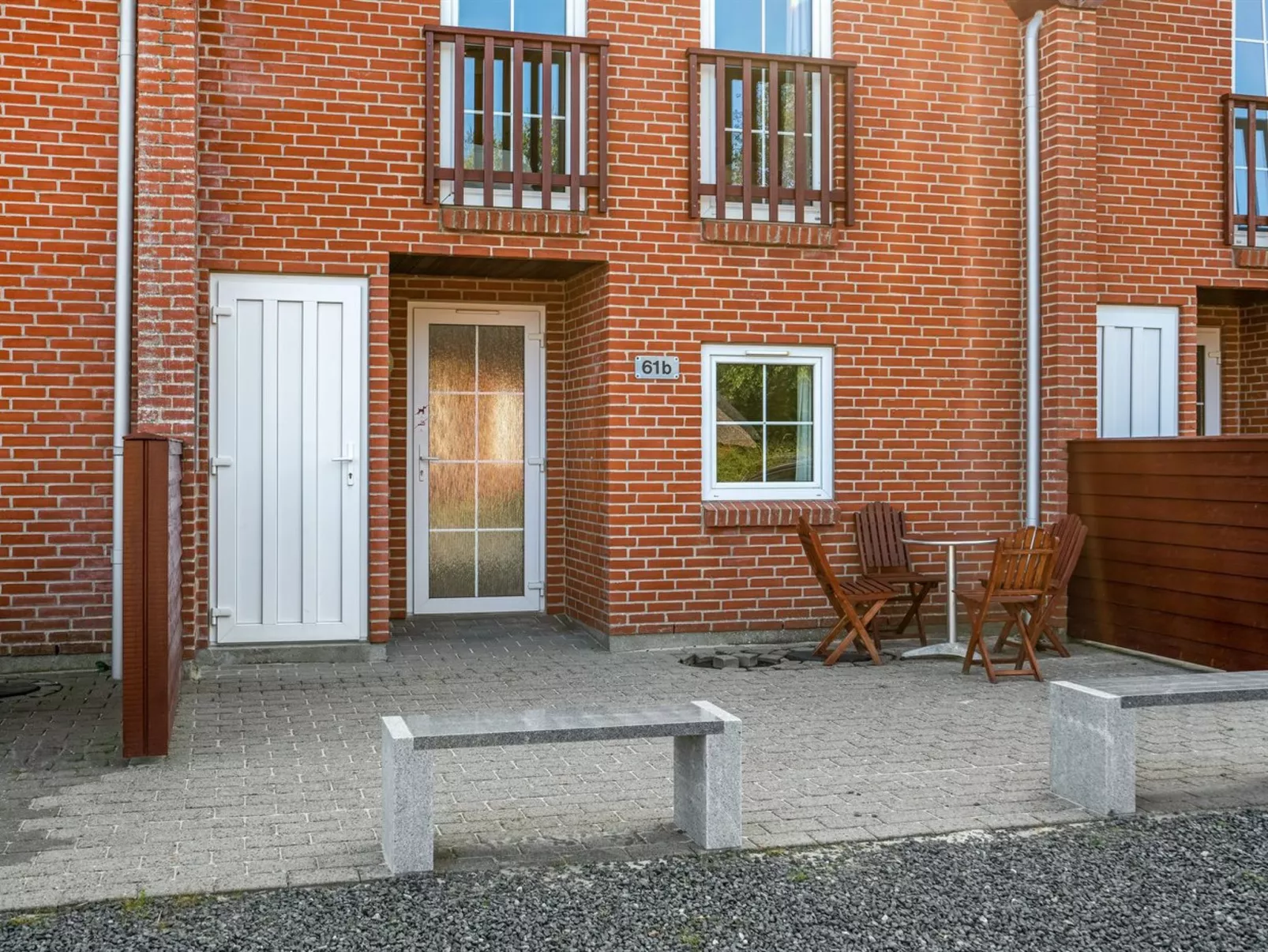 "Henrietta" - 3.5km from the sea-Outside