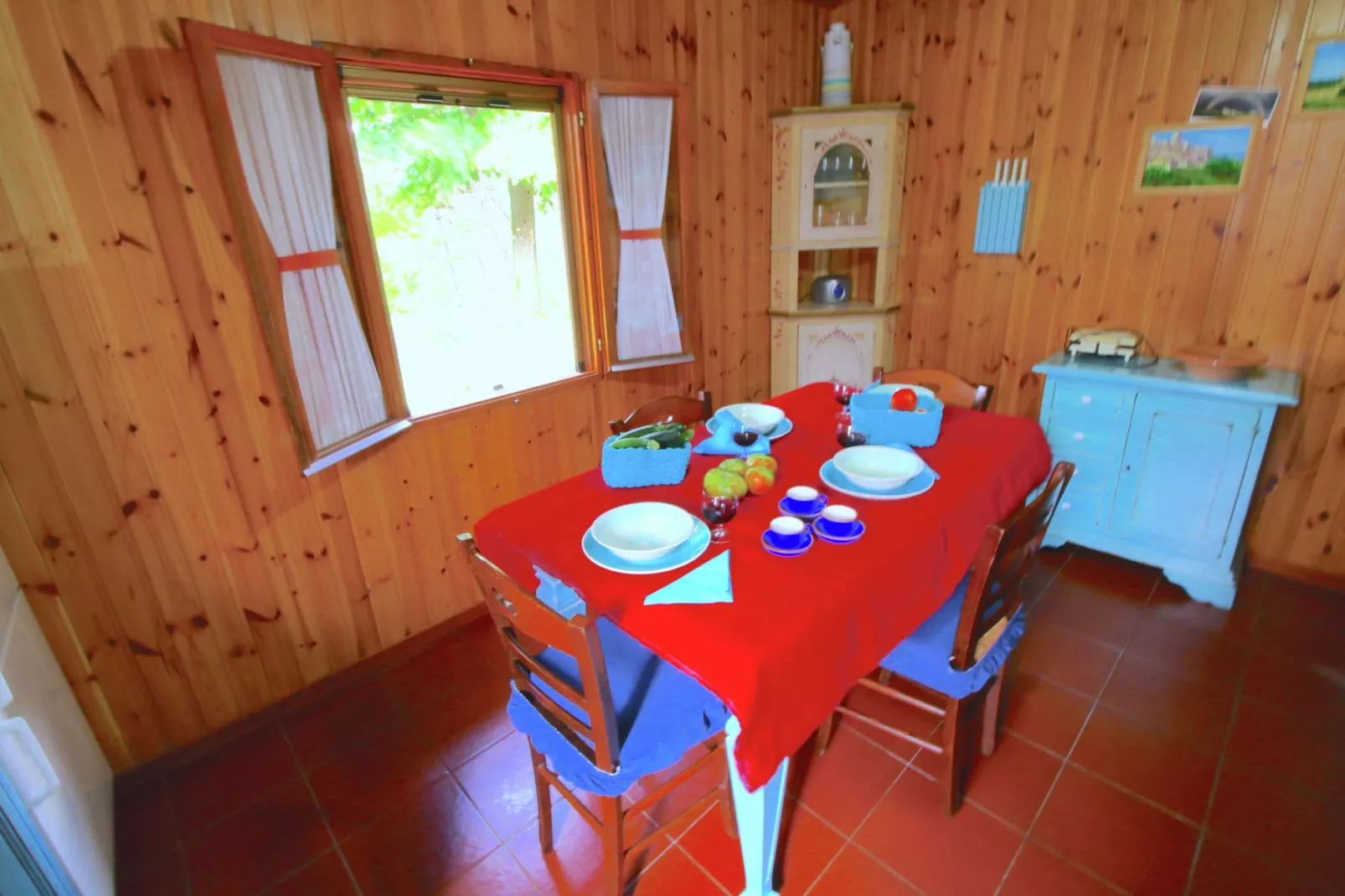 Casa Lauretta-Dining room