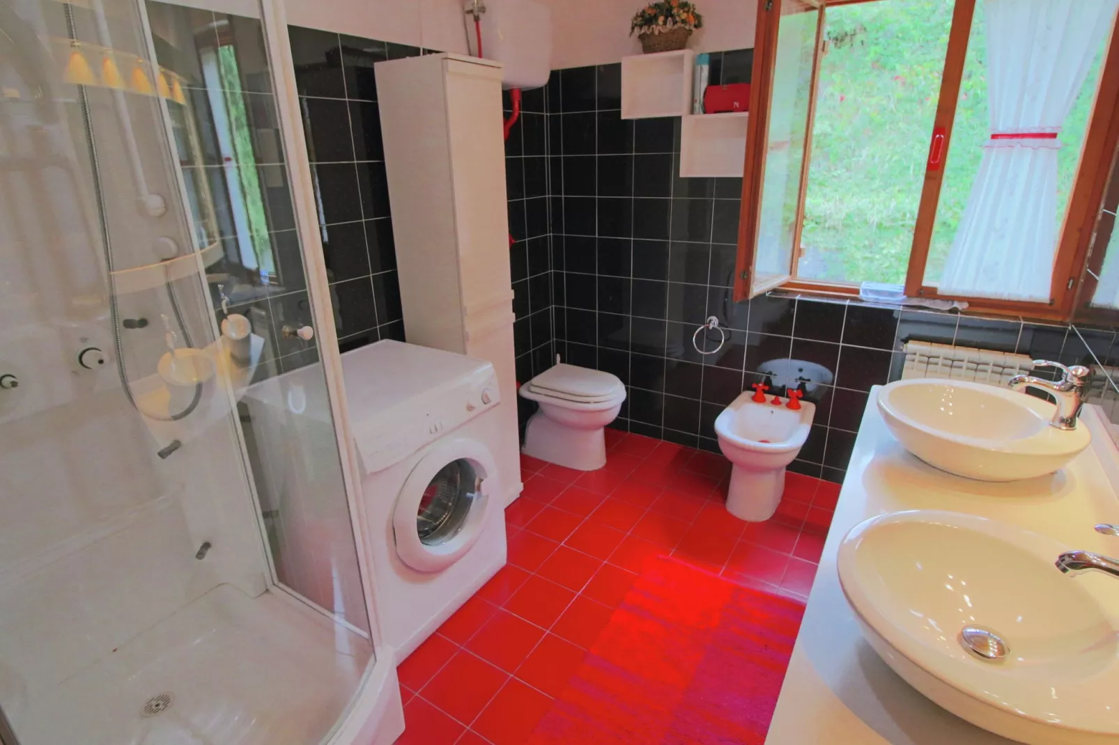 Casa Lauretta-Bathroom