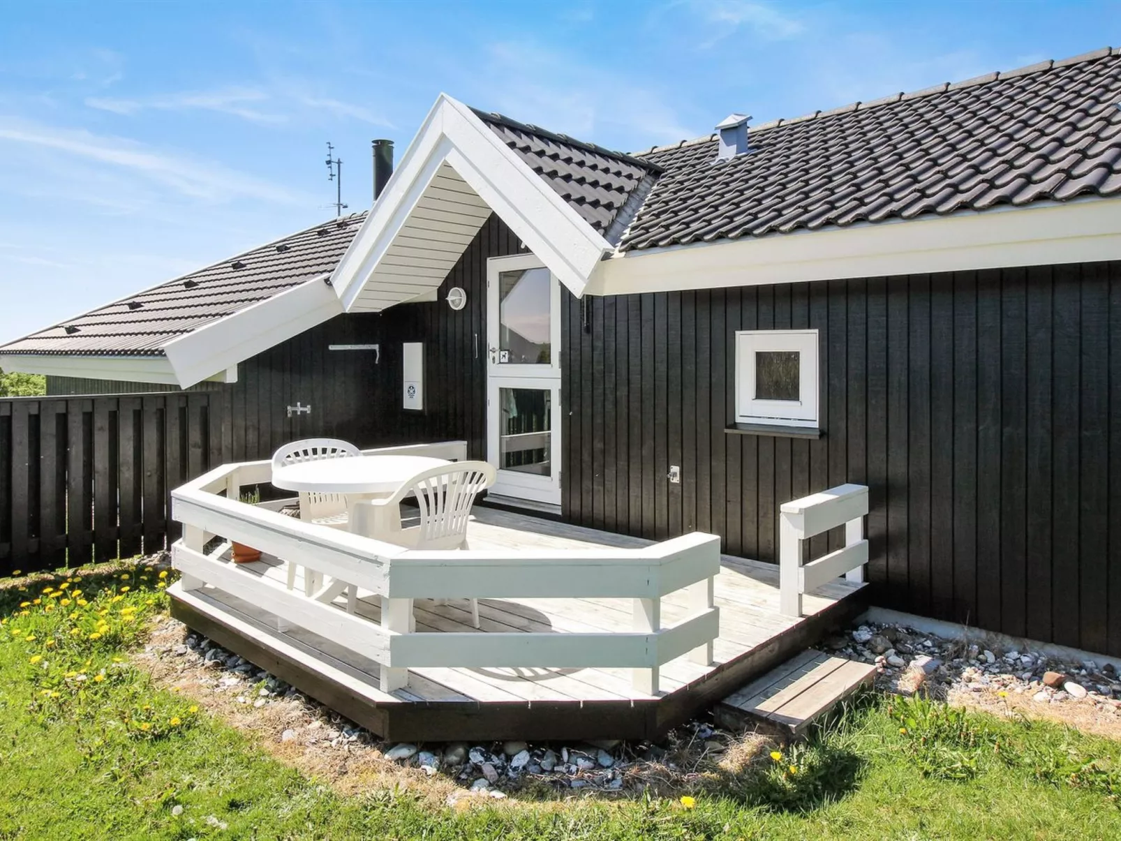 "Tata" - 750m from the sea-Outside