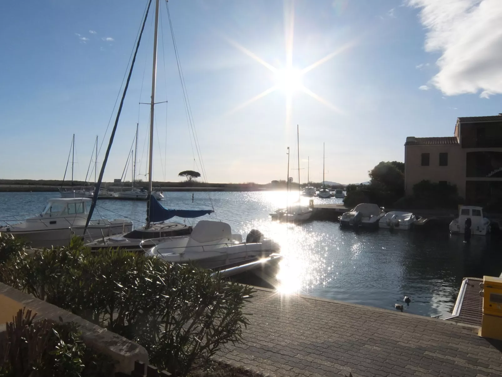 Marina 2-Outside