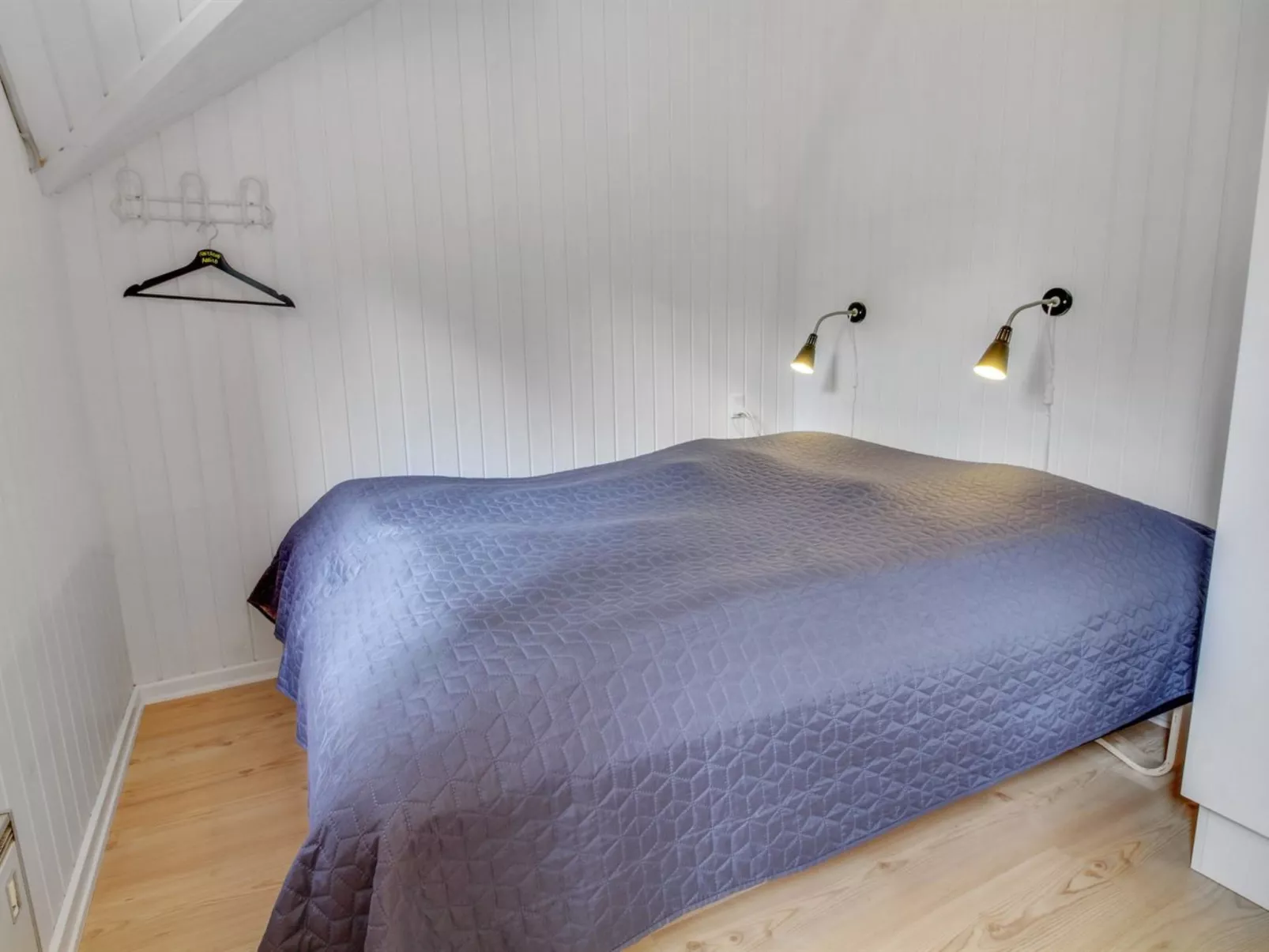 "Asulf" - 31km from the sea-Inside